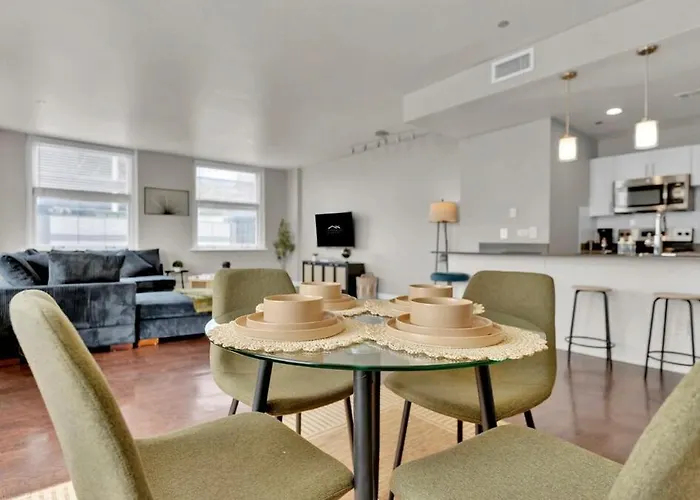 Apartment Heb04 Spacious & Stylish 2 Bedroom Downtown Worth, Free Parking, Walk To Convention Center