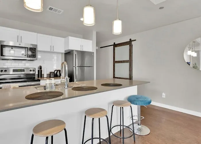 Apartment Heb04 Spacious & Stylish 2 Bedroom Downtown Worth, Free Parking, Walk To Convention Center